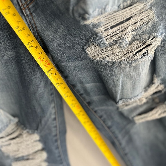 Distressed Blue Jeans - Picture 6 of 8